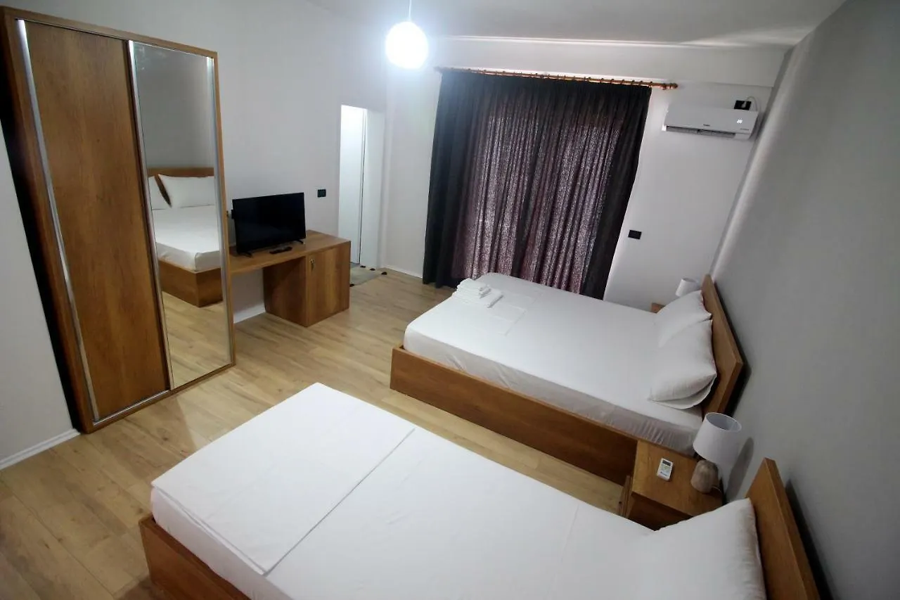 Hill'S Residence Sarandë